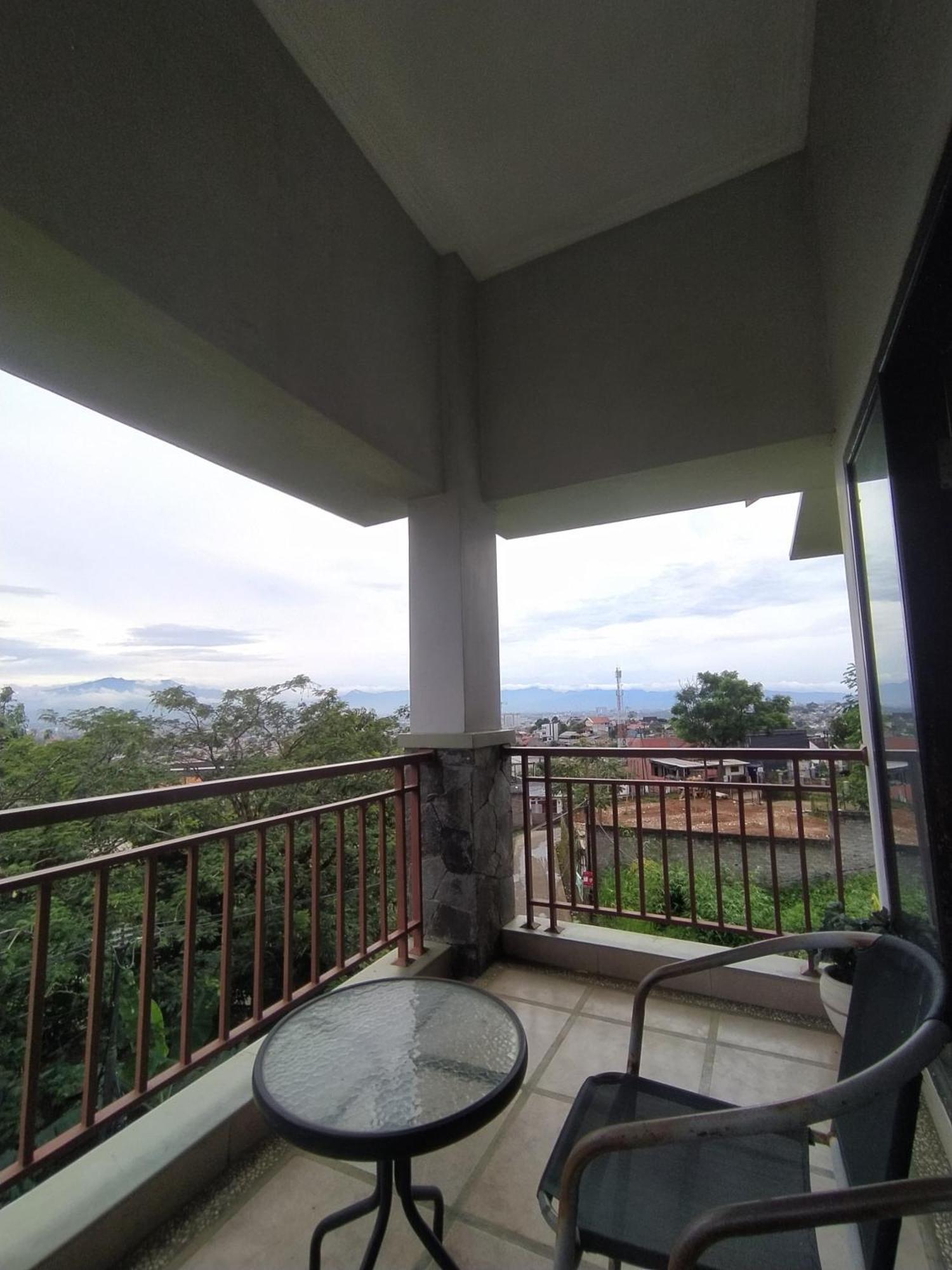 Villa Padasuka Raisa By Grorental Bandung Dış mekan fotoğraf